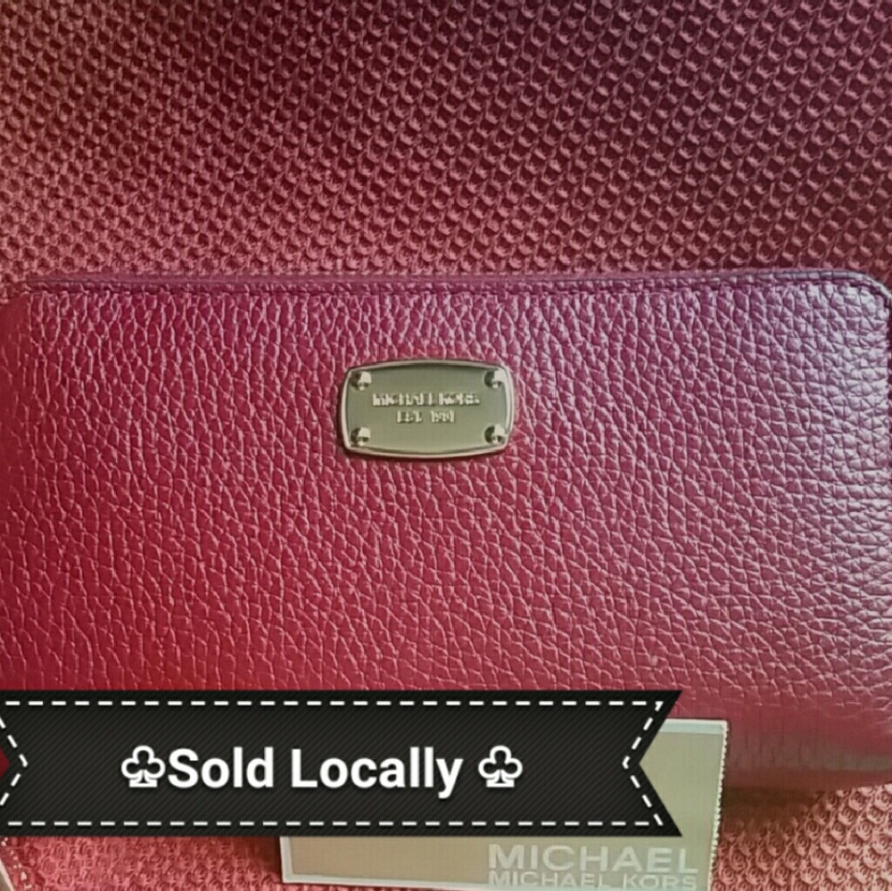 Michael Kors Cherry Red Zippy wallet